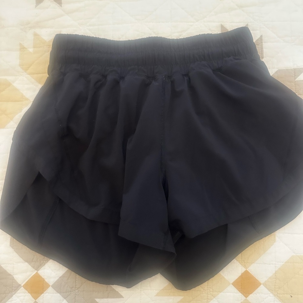 Lululemon Track That HR Short 3” Sz 8